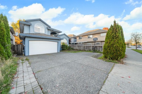 11851 Railway Avenue, Richmond, BC 