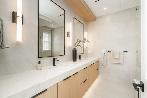 2715 Henry Street, Port Moody, BC 