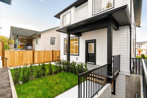 2715 Henry Street, Port Moody, BC 