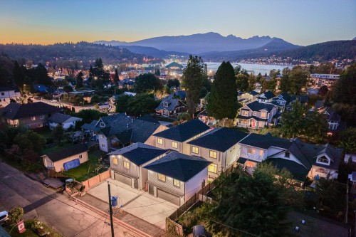 2715 Henry Street, Port Moody, BC 