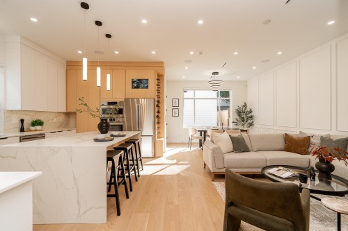 2715 Henry Street, Port Moody, BC 