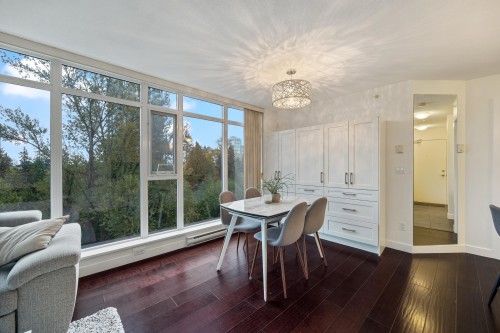 907-7090 Edmonds Street, Burnaby, BC 