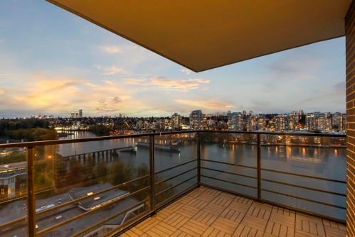 1204-210 Salter Street, New Westminster, BC 