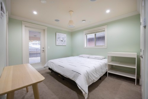 913 Quadling Avenue, Coquitlam, BC 