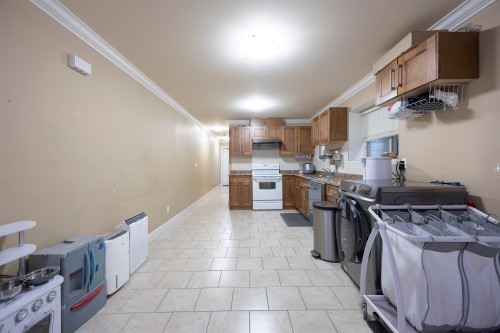 913 Quadling Avenue, Coquitlam, BC 