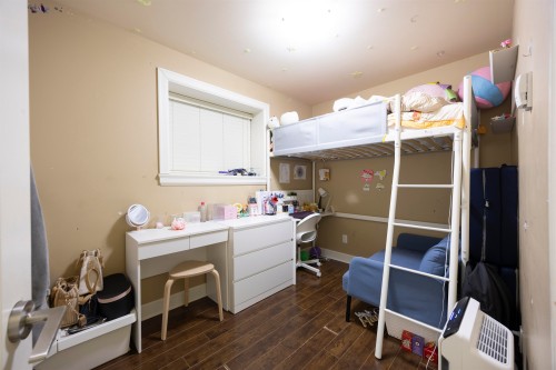 913 Quadling Avenue, Coquitlam, BC 