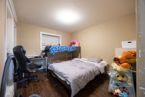 913 Quadling Avenue, Coquitlam, BC 