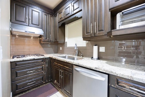 913 Quadling Avenue, Coquitlam, BC 