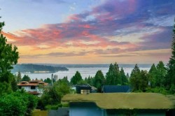 1550 Palmerston Avenue  West Vancouver, BC V7V 4R1