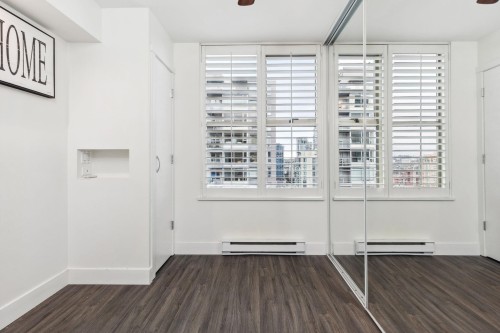 2002-989 Richards Street, Vancouver, BC 