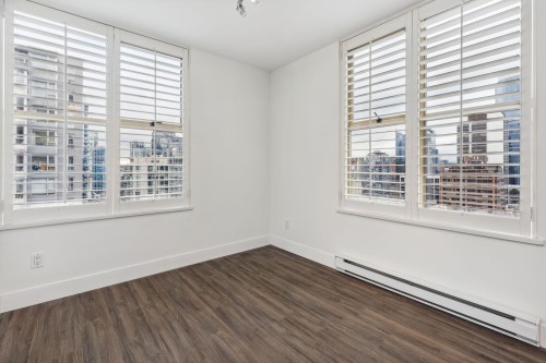 2002-989 Richards Street, Vancouver, BC 