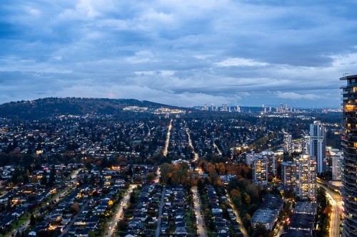 5703-4510 Halifax Way, Burnaby, BC 