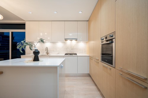 5703-4510 Halifax Way, Burnaby, BC 