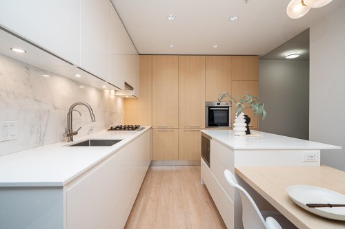 5703-4510 Halifax Way, Burnaby, BC 