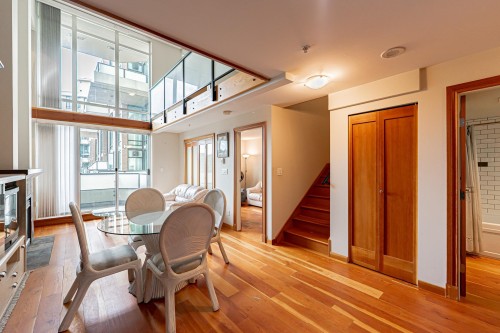 412-10 Renaissance Square, New Westminster, BC 