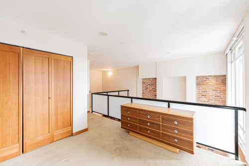 412-10 Renaissance Square, New Westminster, BC 