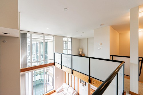 412-10 Renaissance Square, New Westminster, BC 