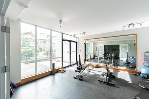 412-10 Renaissance Square, New Westminster, BC 