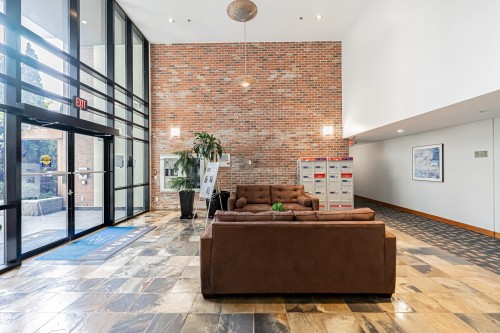 412-10 Renaissance Square, New Westminster, BC 