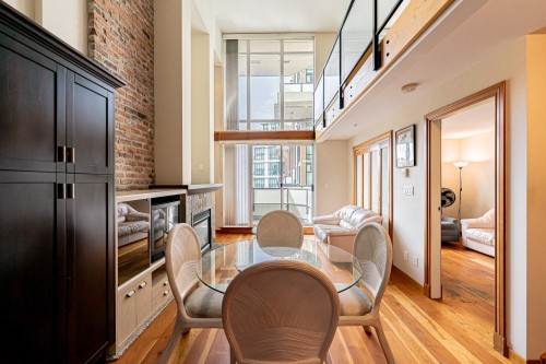 412-10 Renaissance Square, New Westminster, BC 