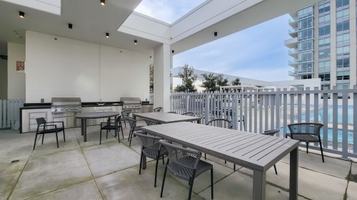 1302-1632 Lions Gate Lane, North Vancouver, BC 