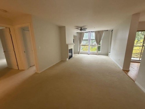 404-9339 University Crescent, Burnaby, BC 