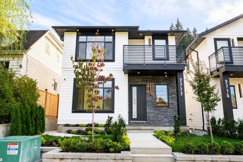 2717 Henry Street, Port Moody, BC 