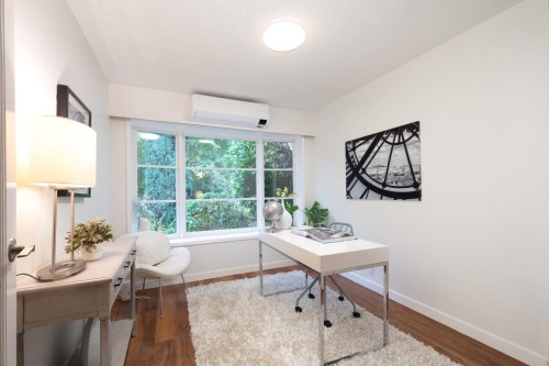 1132 Maplewood Crescent, North Vancouver, BC 