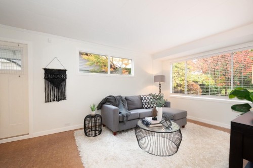 1132 Maplewood Crescent, North Vancouver, BC 