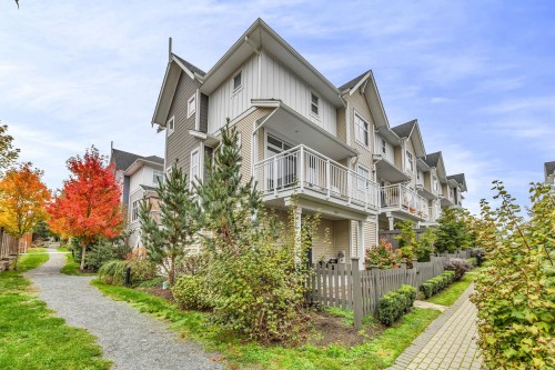 1505-11295 Pazarena Place, Maple Ridge, BC 