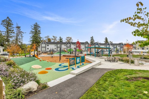 1505-11295 Pazarena Place, Maple Ridge, BC 