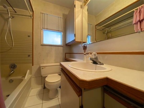 6828 Inverness Street, Vancouver, BC 