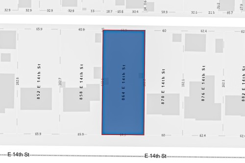 864 14Th Street E, North Vancouver, BC 