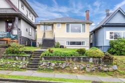 2431 12th Avenue E Vancouver, BC V5M 2C1