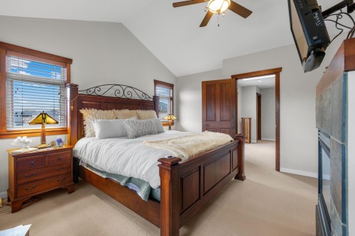 186 Macdonald Avenue, Burnaby, BC 