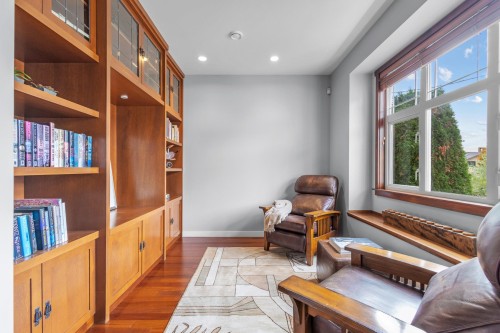 186 Macdonald Avenue, Burnaby, BC 