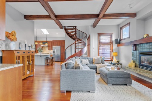 186 Macdonald Avenue, Burnaby, BC 