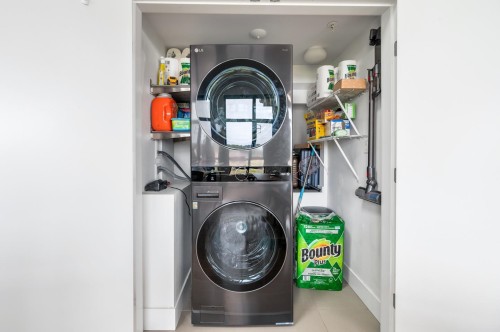 402-220 Salter Street, New Westminster, BC 