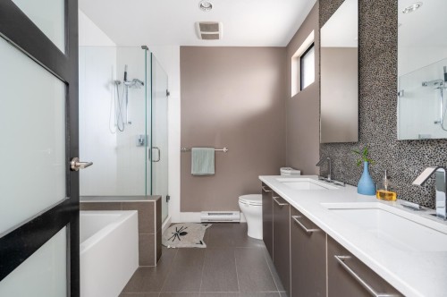 402-220 Salter Street, New Westminster, BC 