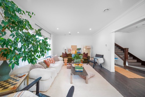 3765 3Rd Avenue W, Vancouver, BC 