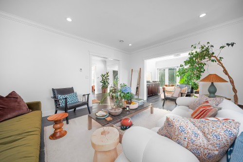 3765 3Rd Avenue W, Vancouver, BC 