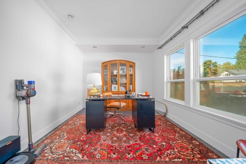 3765 3Rd Avenue W, Vancouver, BC 