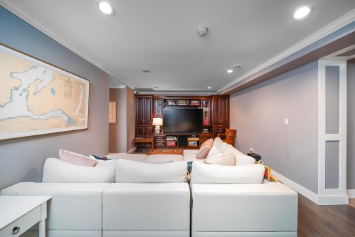 3765 3Rd Avenue W, Vancouver, BC 