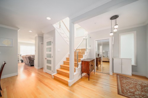 2726 42Nd Avenue W, Vancouver, BC 