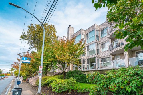 304-7700 Gilbert Road, Richmond, BC 