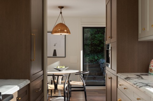 5075 Howe Sound Lane, West Vancouver, BC 