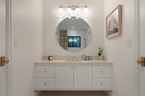 5075 Howe Sound Lane, West Vancouver, BC 