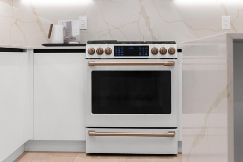 683 18Th Avenue W, Vancouver, BC 