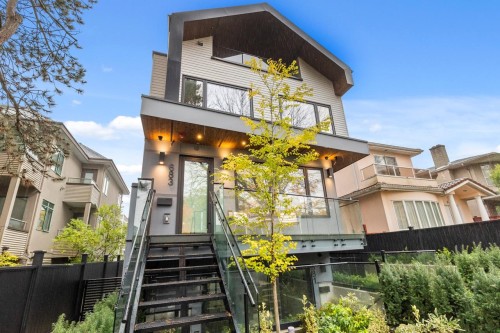 683 18Th Avenue W, Vancouver, BC 