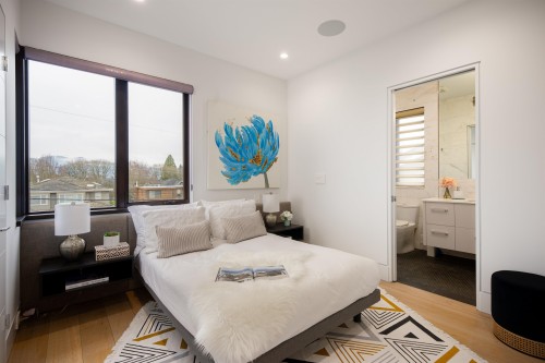 3953 21St Avenue W, Vancouver, BC 